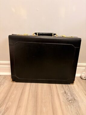 Pierre Cardin Vintage Leather Briefcase Attaché Case Black Gold Hardware
